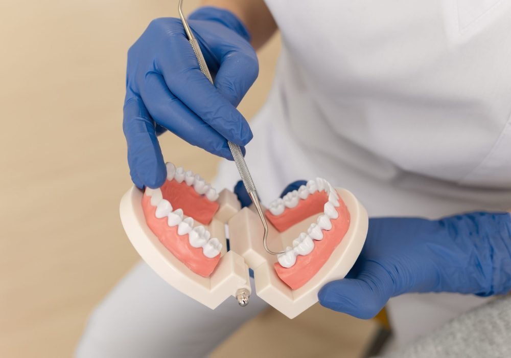 prothese_dentaire_fixe_amovible-scaled.jpg Prestation dental studio